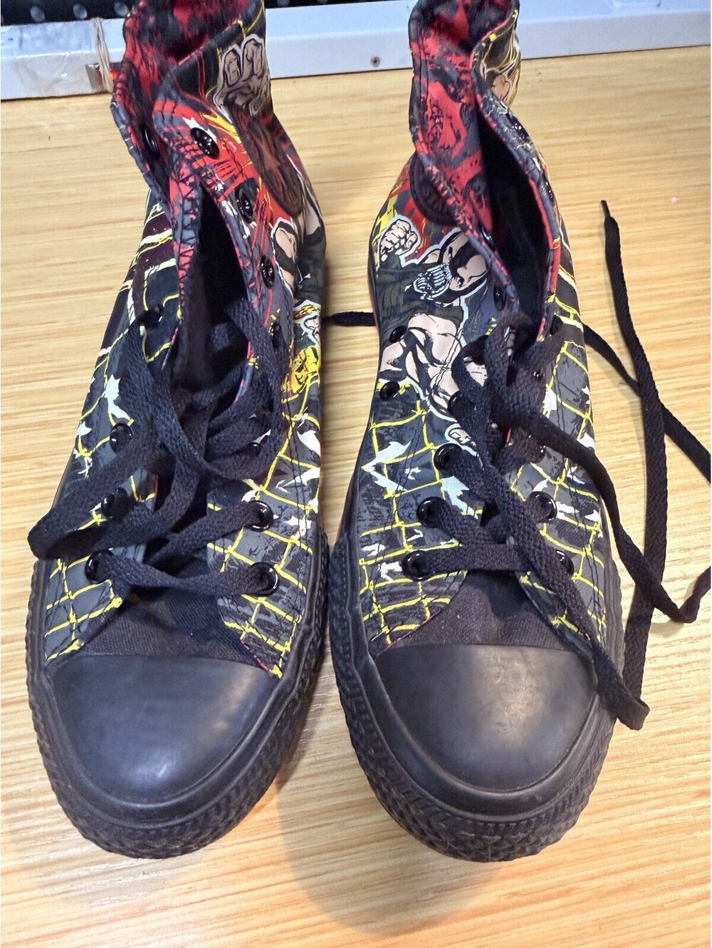 Converse All Star Chuck Taylor's The Dark Knight Rises Bane Men 8 Women 10 Shoe - Picture 7 of 16